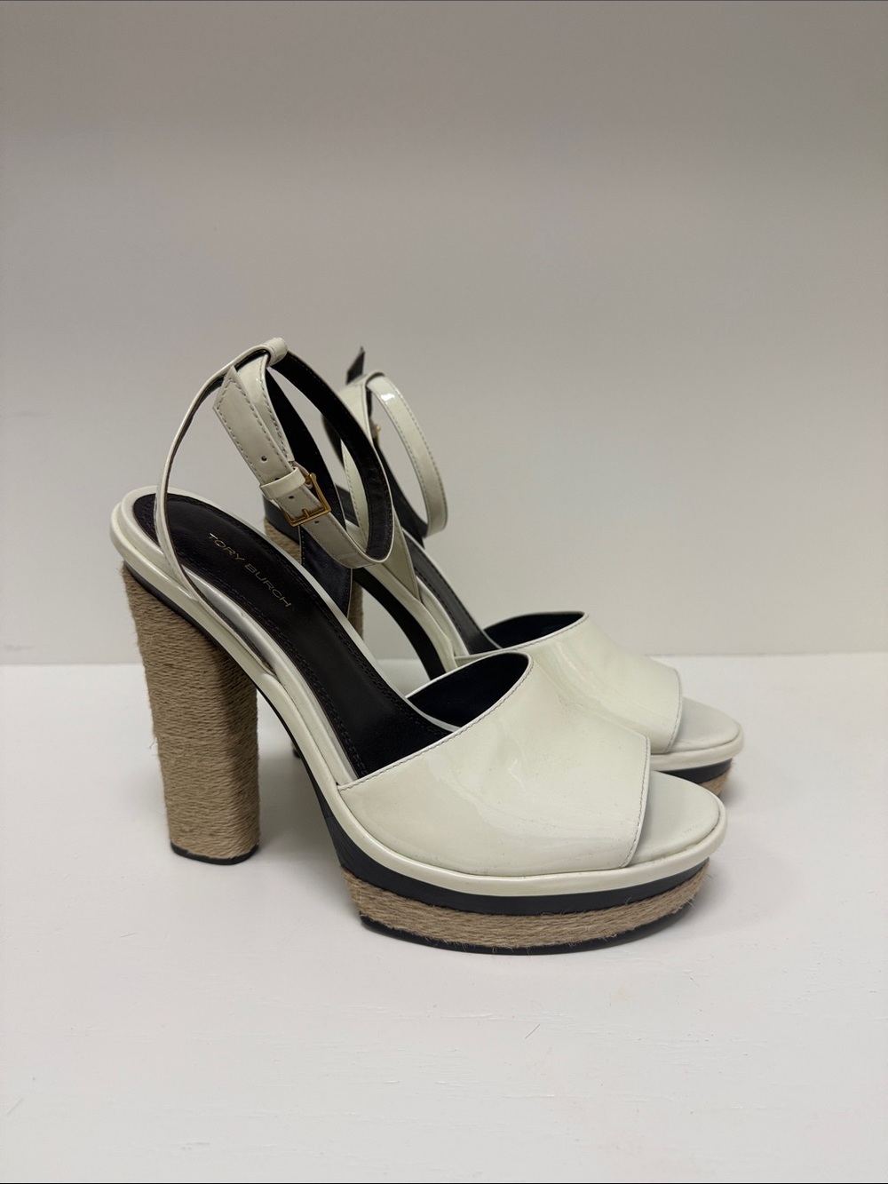 BRAND NEW Tory Burch White Platform Heels